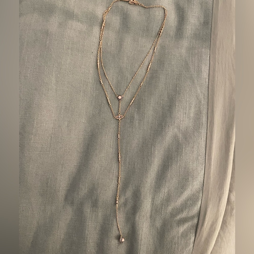 Kendra Scott lariat necklace rose gold